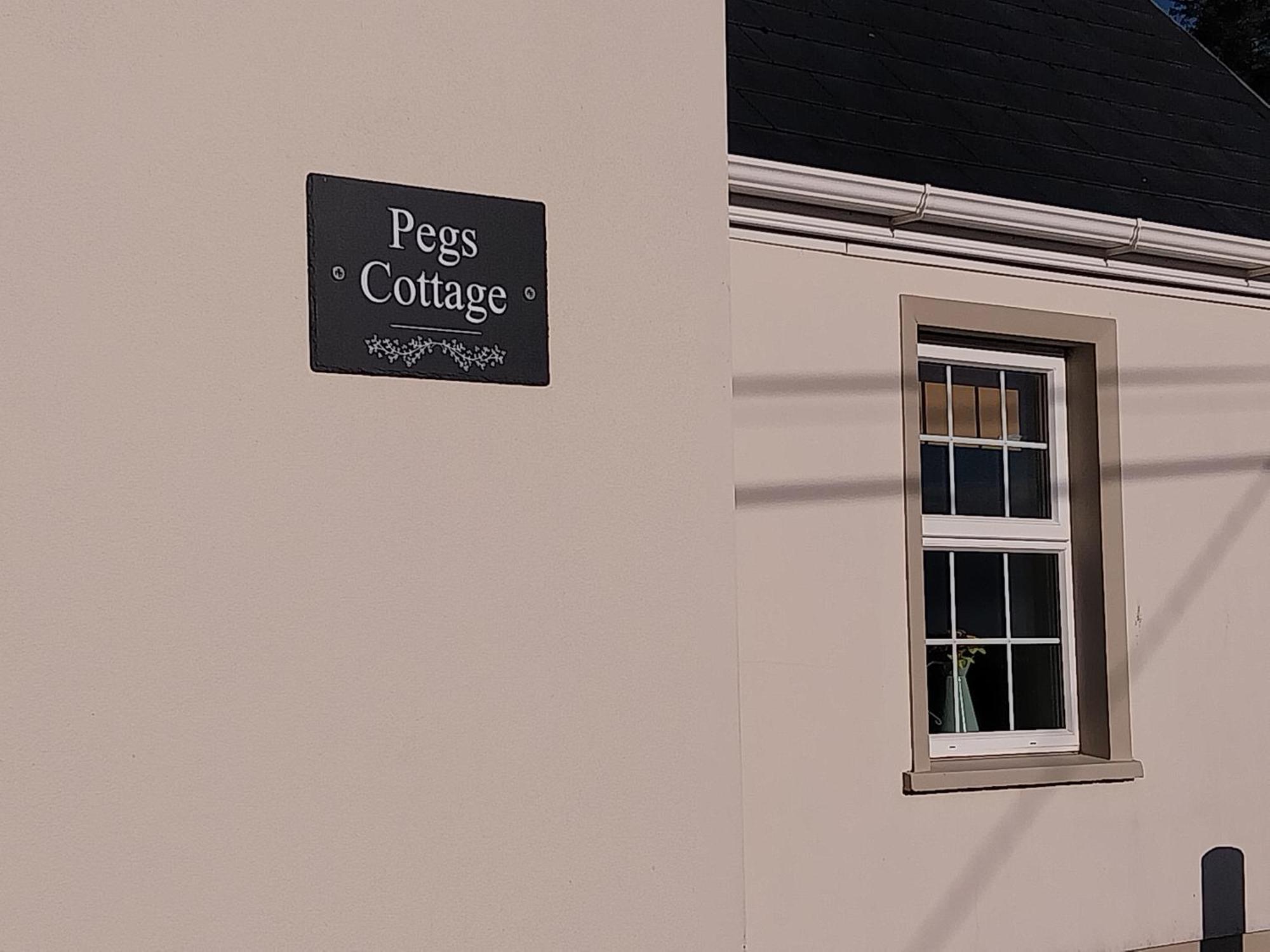Pegs Holiday home *